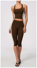 Two-Tone Contrast Seam Crop Top And Capri Leggings Set