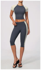 Two-Tone Contrast Seam Crop Top And Capri Leggings Set