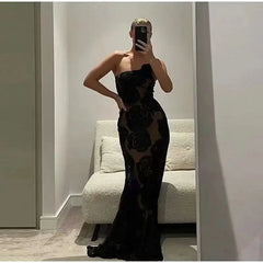 Black One-Shoulder Floral Desgin Long Dress