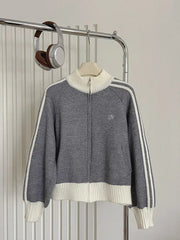 Contrast Color Zipper Knit Sweater