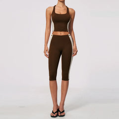 Two-Tone Contrast Seam Crop Top And Capri Leggings Set
