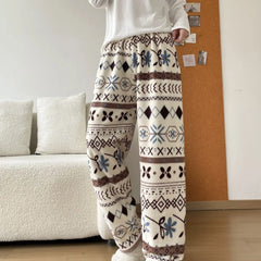 Geometric Winter Print Plush Sweatpants