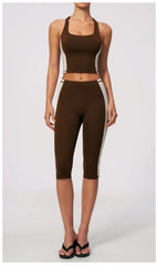 Two-Tone Contrast Seam Crop Top And Capri Leggings Set