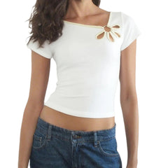 Bordered Flower Hole T-shirt