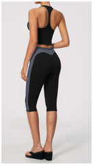 Two-Tone Contrast Seam Crop Top And Capri Leggings Set