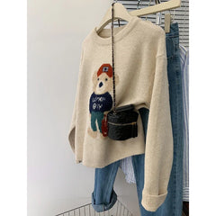 Round Neck Bear Applique Sweater