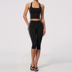 Two-Tone Contrast Seam Crop Top And Capri Leggings Set