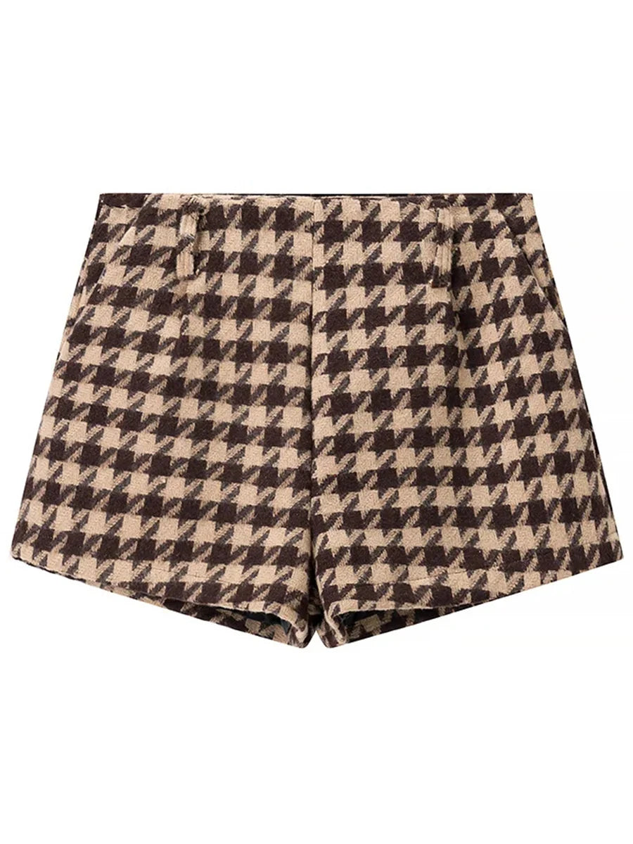 Houndstooth pattern shorts