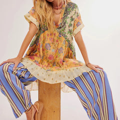 Floral Print Short Sleeve V-Neck Ruffled Hem Loose Mini Dress with Pockets