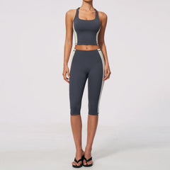 Two-Tone Contrast Seam Crop Top And Capri Leggings Set
