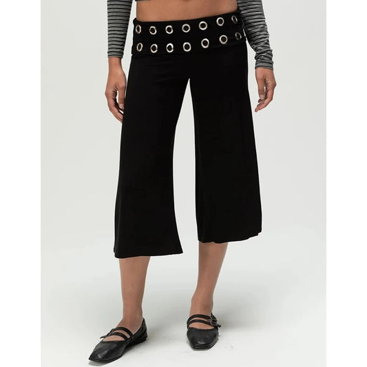 Ring Wasit Details Wide Leg Capri Pants