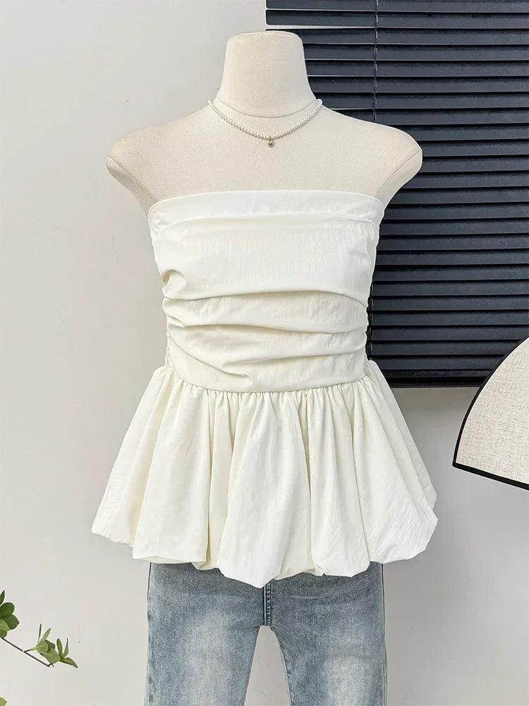 Women's elastic pleated puff strapless top.

