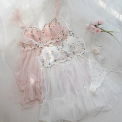 Daisy Lace Nightdress with Chest Pads