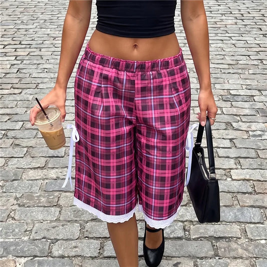 Elastic Waist Knee Length Plaid Camo Print Lace Trim Bermuda Capri Shorts