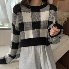 Plaid Loose O-Neck Short Sweater