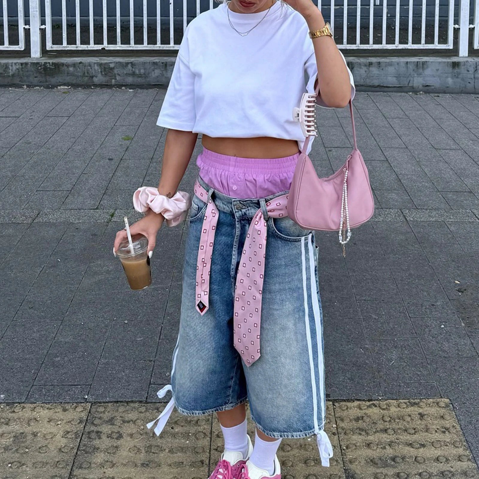 Women's trendy loose fit denim capri shorts.

