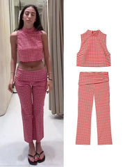 Red Plaid Sleeveless Crop Top And Plaid Pants Set