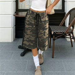 Side Stripes Drawstring Capri Sweatpants