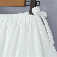 White Side Bow Elastic Low Waist A-lined Ruched Mini Umbrella Skirt