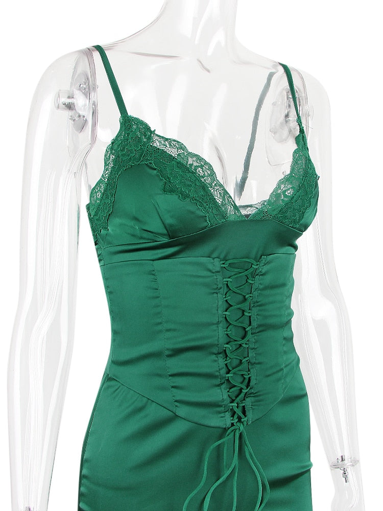 Shiny satin emerald green lace trim 'Celanese Rayon top Yarn' lingerie slip dress 30's 40's // Corette // 34